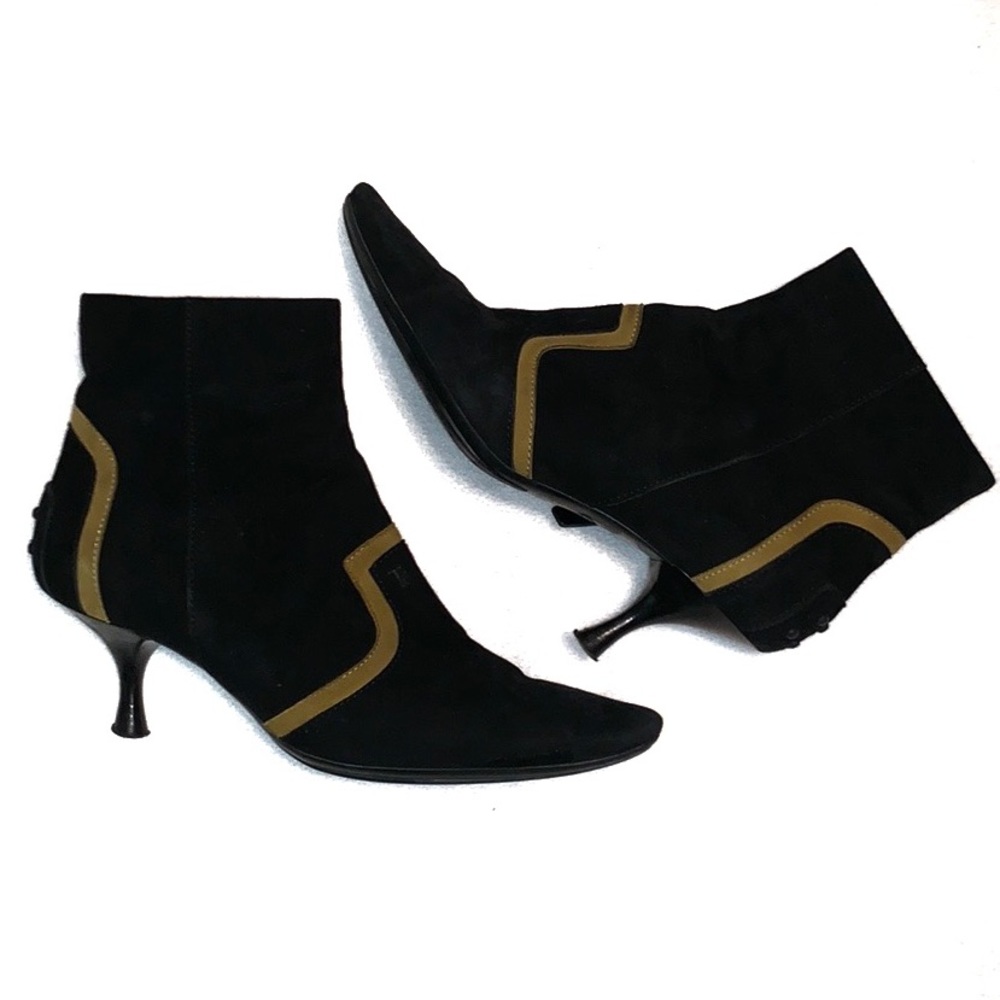 Tod’s Suede Kitten Heel Booties